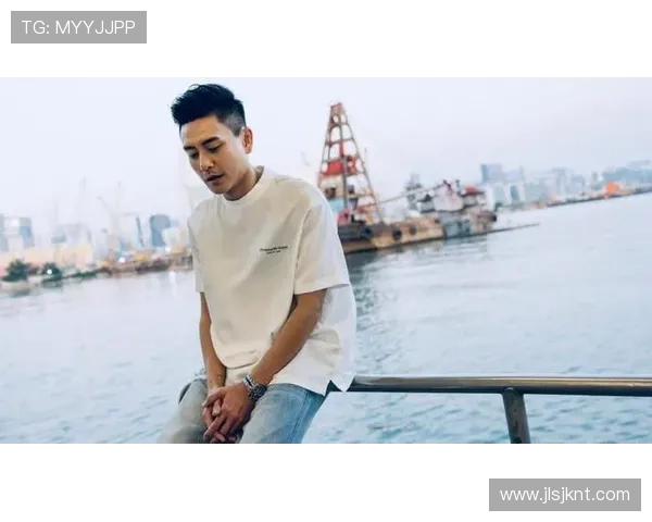 痞帅型足球球星的魅力与风采探秘，盘点那些独具个性的球场魅力男神